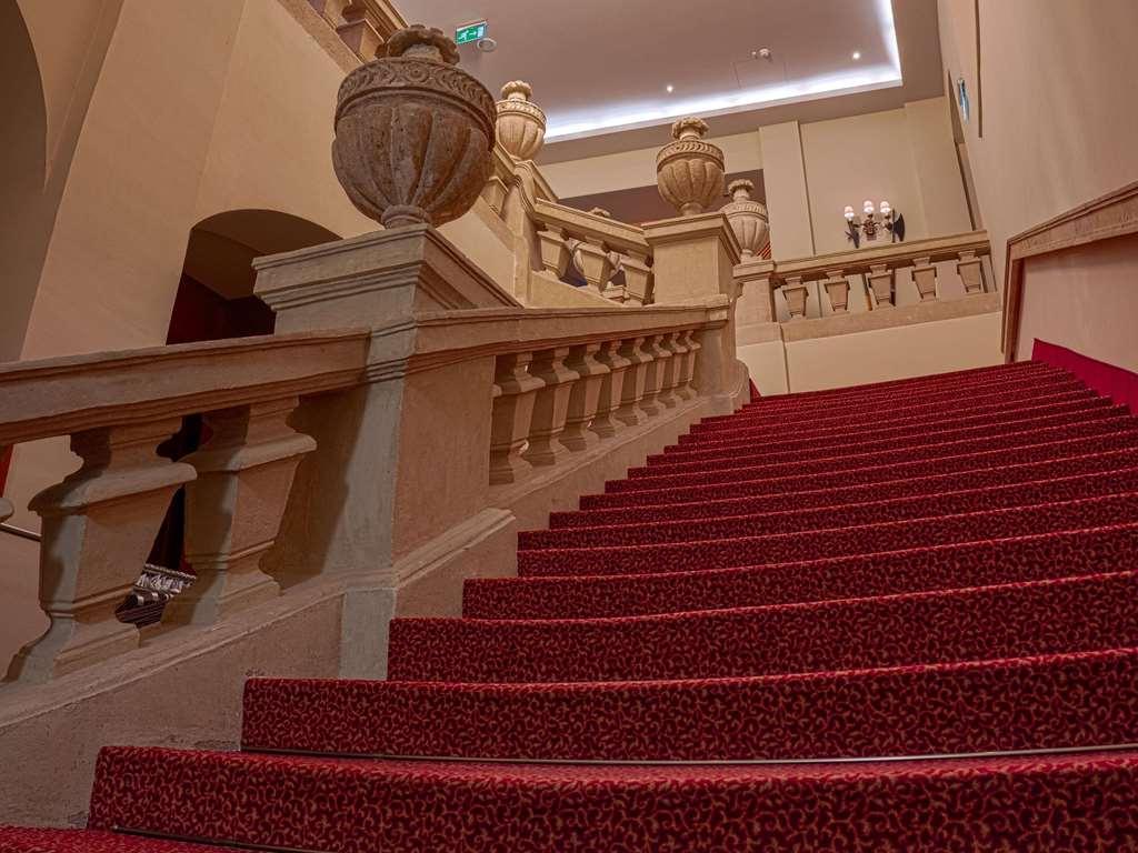 Mercure Szekesfehervar Magyar Kiraly Exterior photo