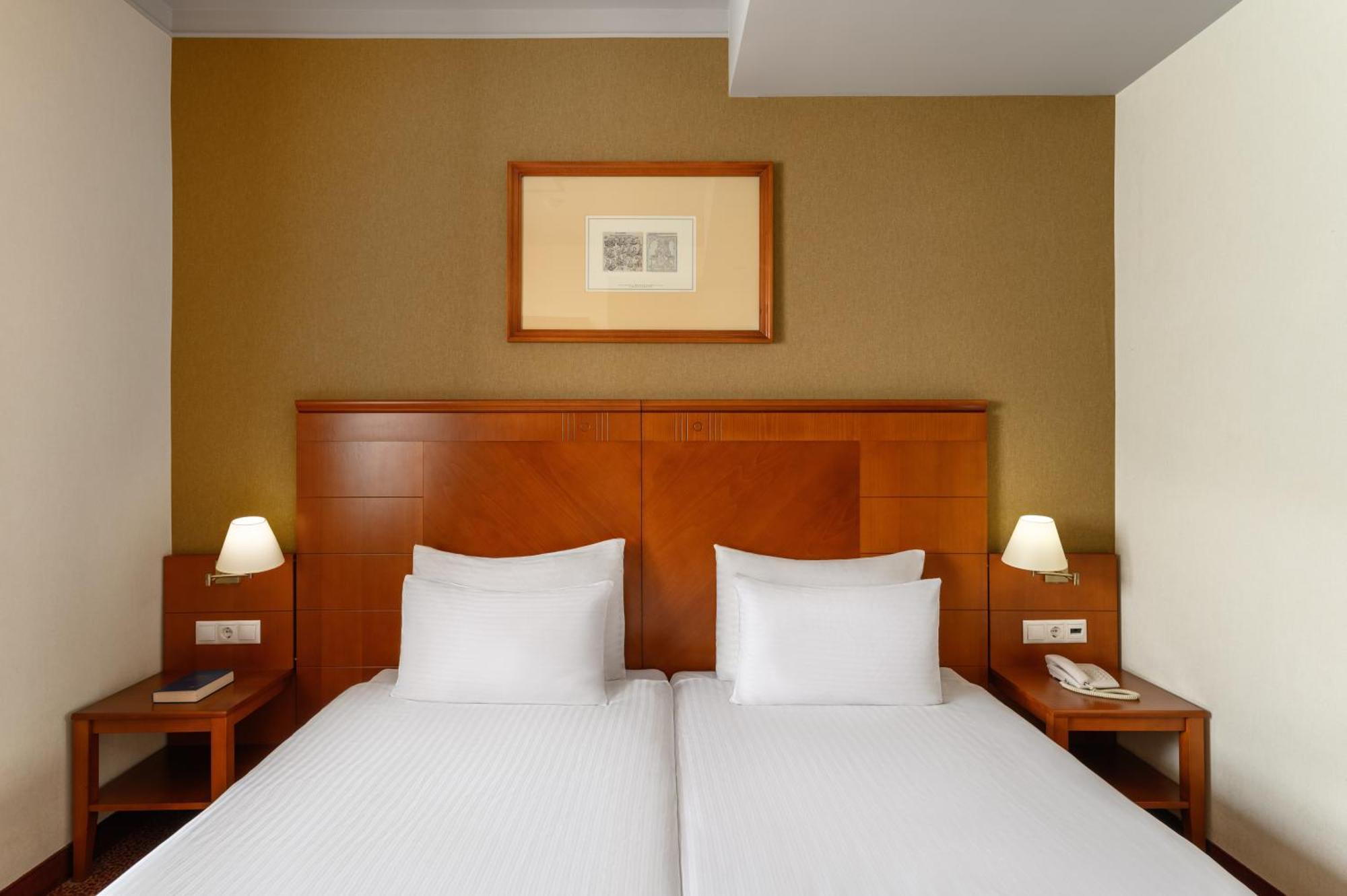 Mercure Szekesfehervar Magyar Kiraly Exterior photo