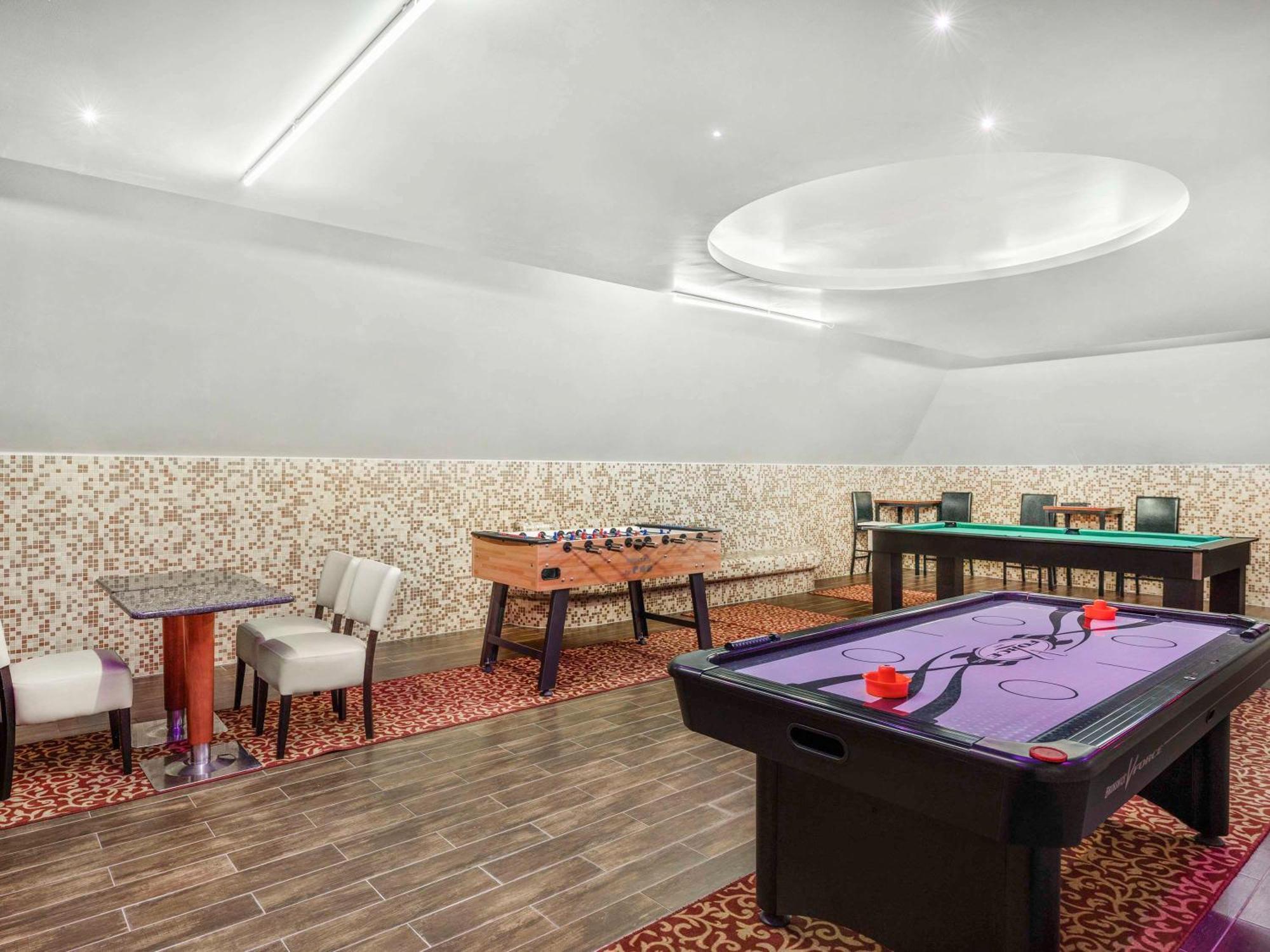 Mercure Szekesfehervar Magyar Kiraly Exterior photo