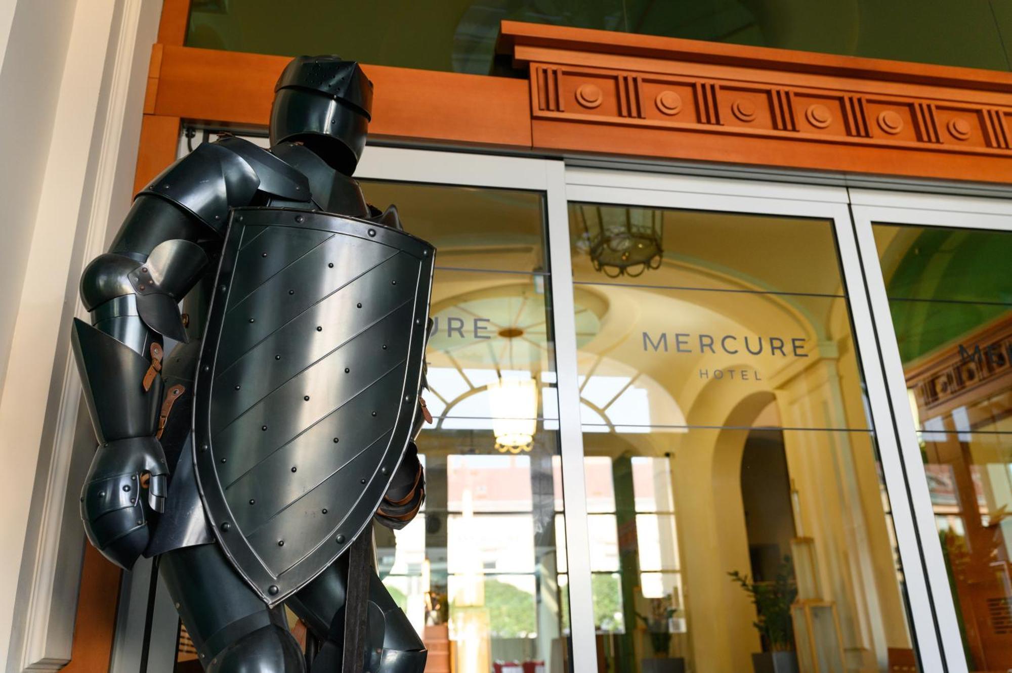 Mercure Szekesfehervar Magyar Kiraly Exterior photo