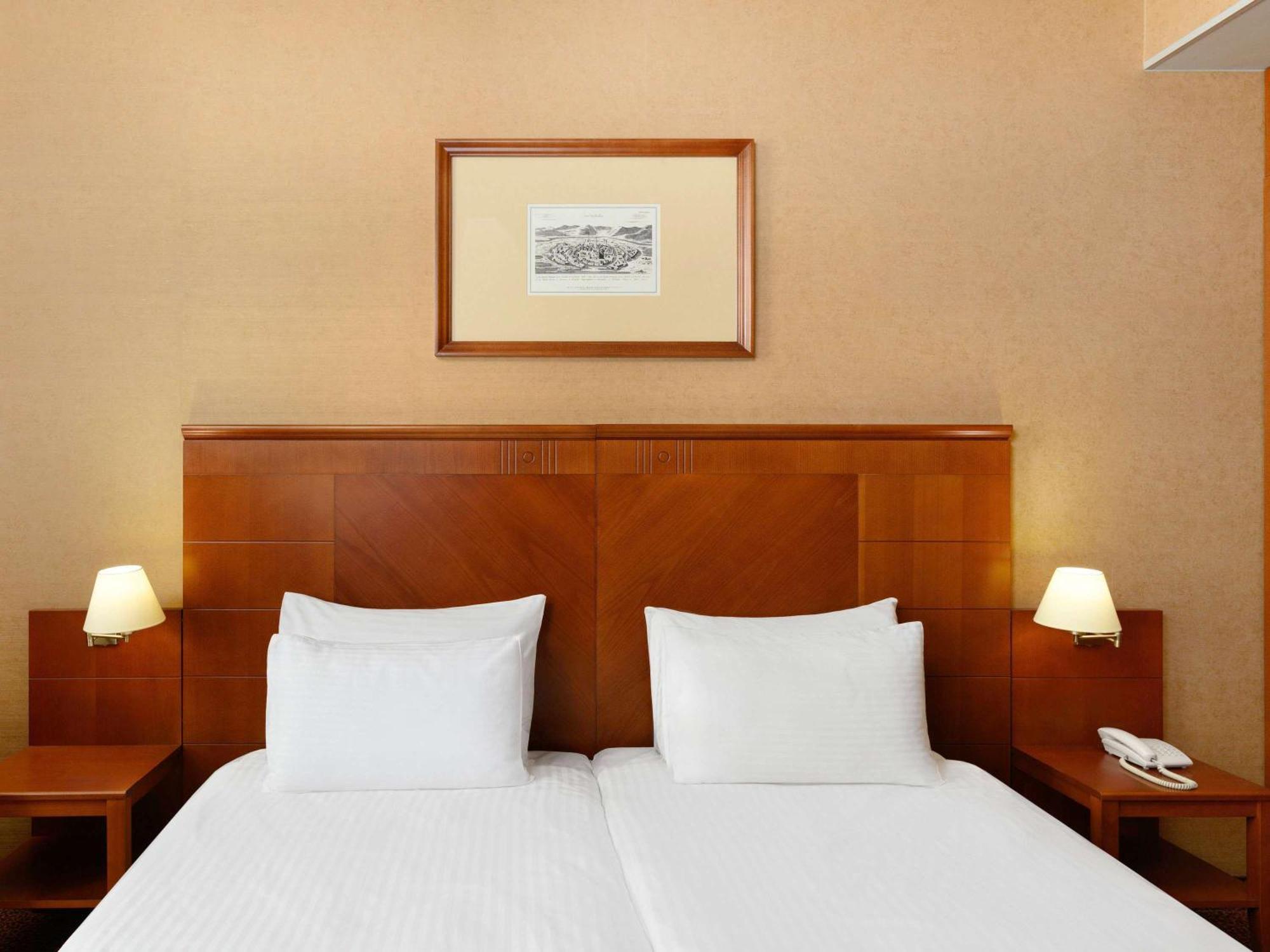 Mercure Szekesfehervar Magyar Kiraly Exterior photo